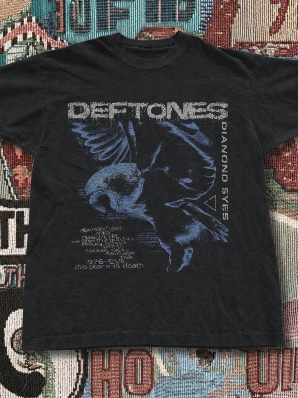 Deftones Diamond Eyes Graphic Tee - Black & Blue